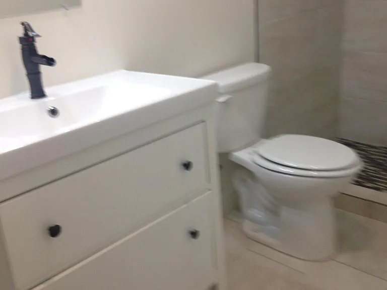 124 E Trenton St #202 — Photo 5