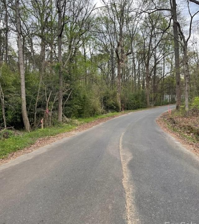 2nd image of 1581 Sleepy Hollow Rd