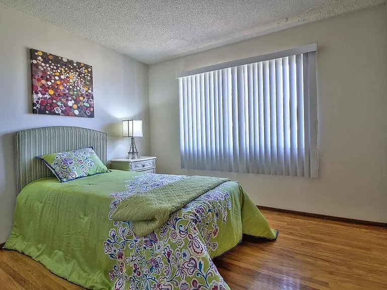 39262 Sundale Dr — Photo 11
