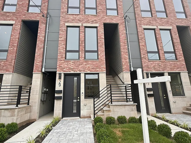 29 Clinton Ave #2 — Photo 30