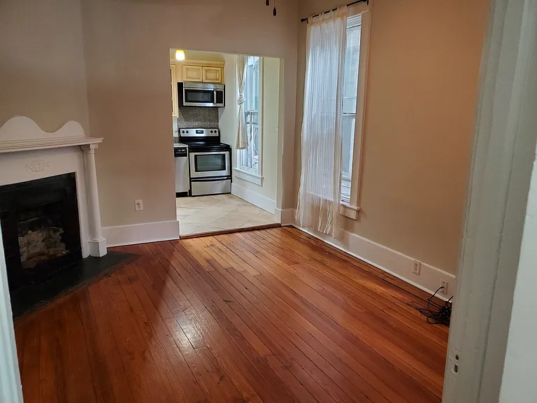 2219 Whitaker St — Photo 17