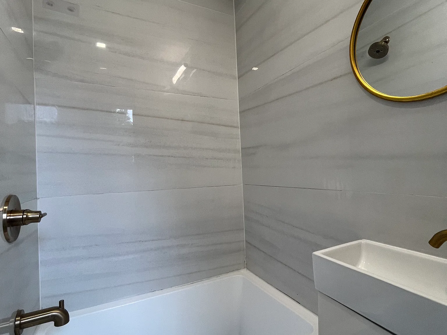 2 bed, 900 sqft, $2,350 — Photo 4