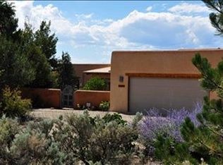 1416 Sharp St, Taos, NM 87571