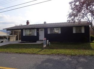 1582 Middle Rd, Lewistown, PA 17044