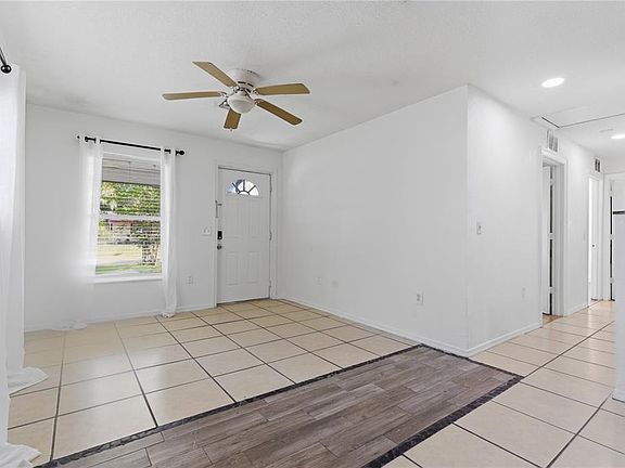 5th image of 1537 Jefferson Dr