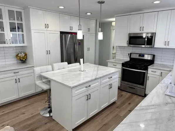 2532 W Cherry Grove Way, South Jordan, UT