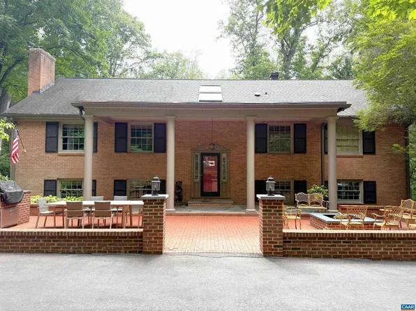 860 Flordon Dr, Charlottesville, VA 22901