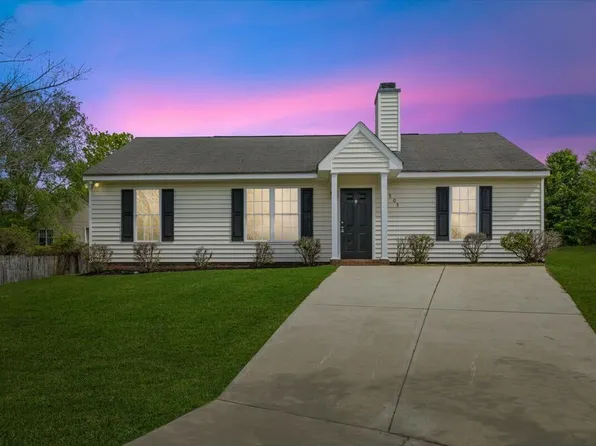 5505 Armada Dr, Raleigh, NC 27610