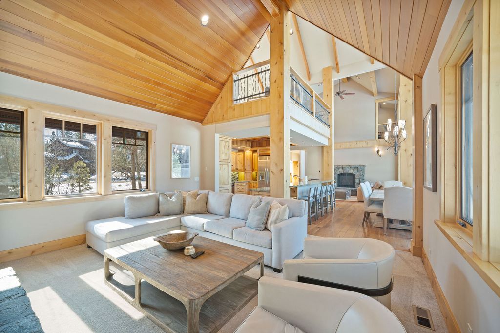 9353 Heartwood Drive 5