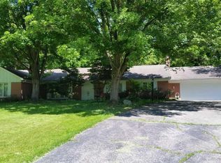 6629 Cascade Rd SE, Grand Rapids, MI 49546
