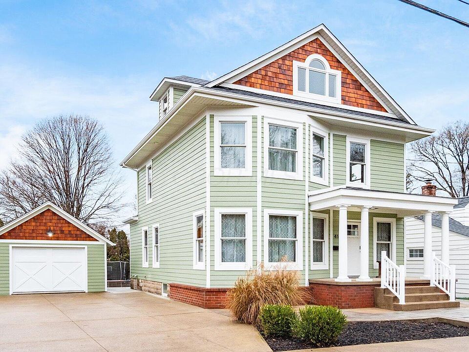 1st image of 414 E College St