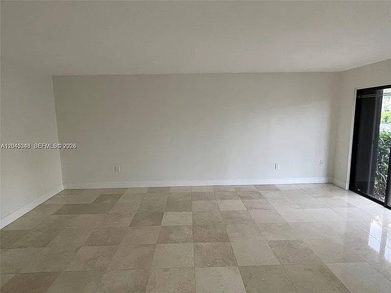 3756 NE 166th St #112 — Photo 14