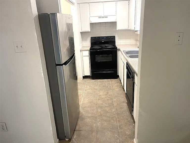1902 W Loop #A-1 — Photo 12
