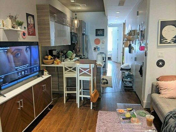2nd image of 177 Wyckoff Ave #2P