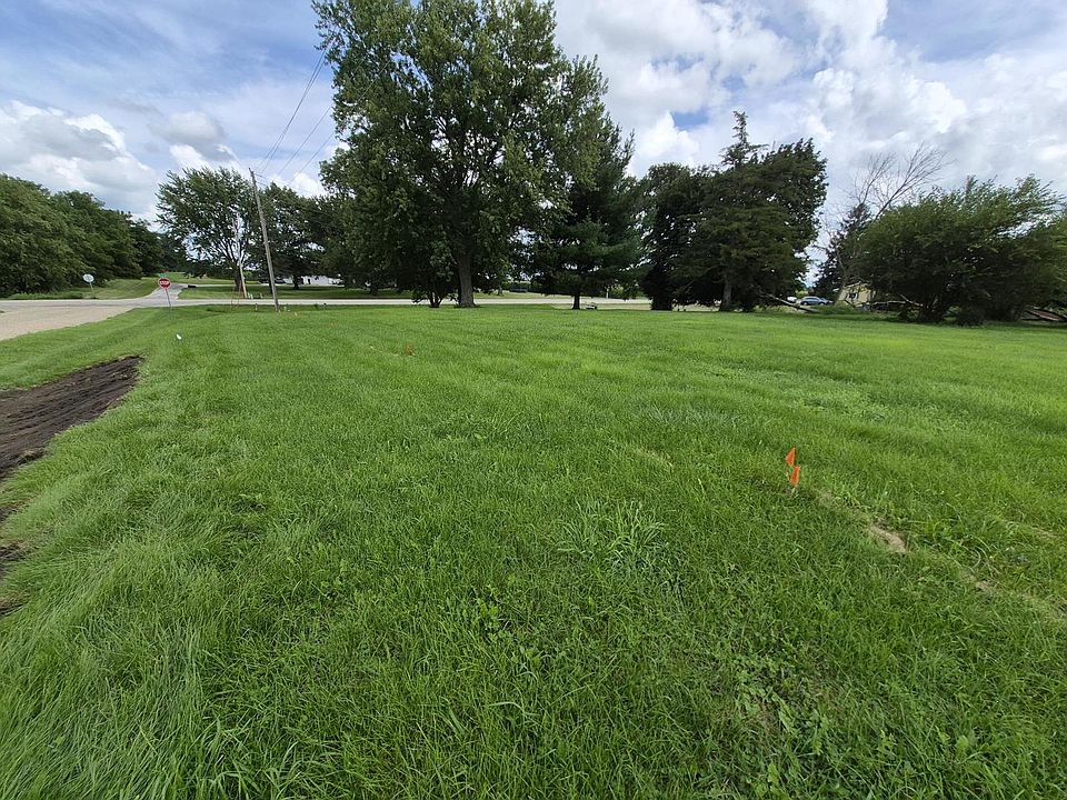 1st image of 505 7th St