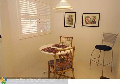5th image of 7725 Yardley Dr APT 210