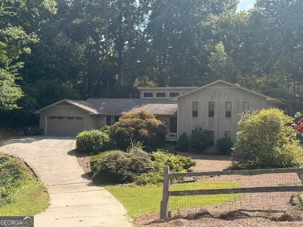 358 Indian Hills Trl, Marietta, GA 30068