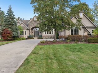 38655 Pettibone Rd, Solon, OH 44139