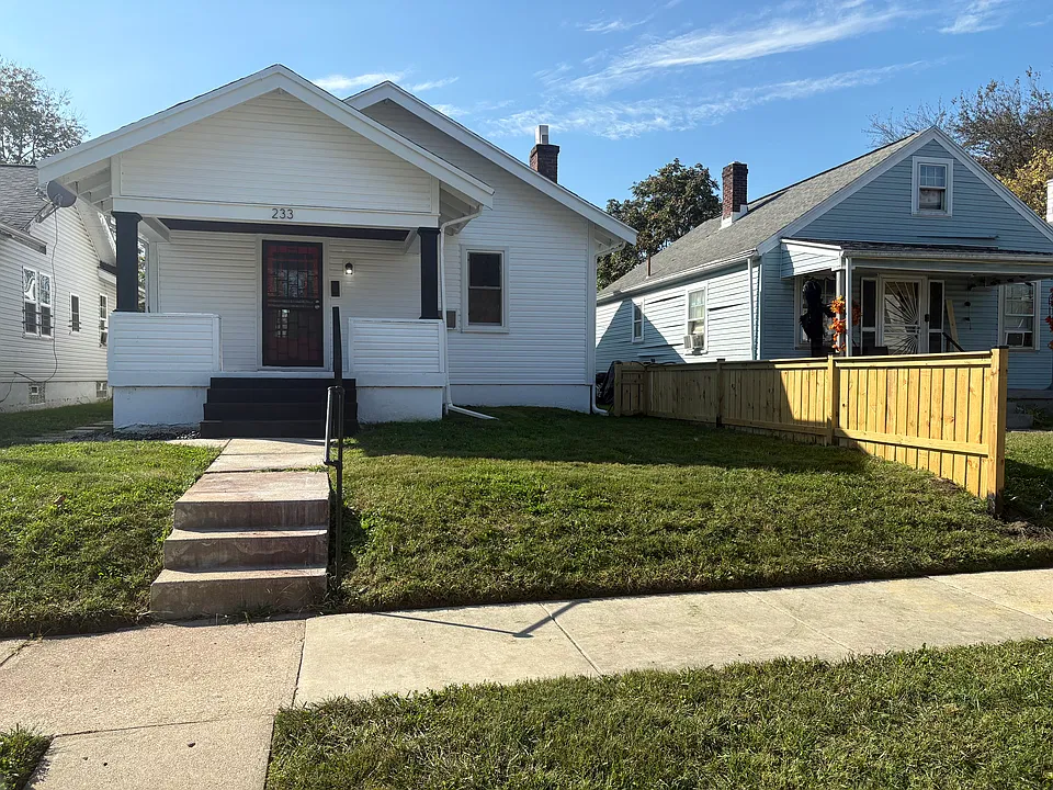 233 Huron Ave