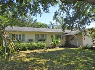 1619 Falcon Dr, Orlando, FL 32803