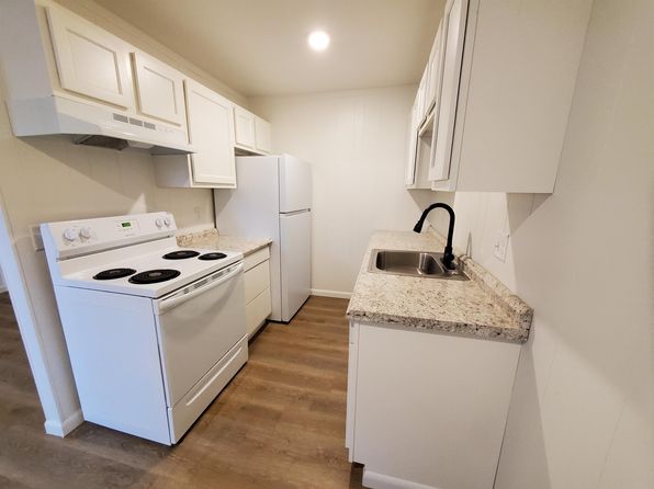 112 Becky Dr #219