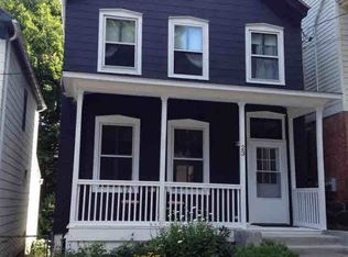 23 Corning St, Rhinecliff, NY 12574