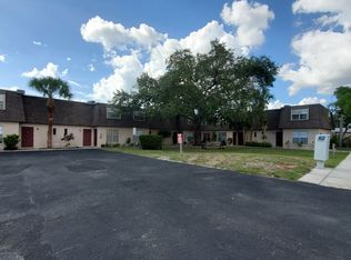 3051 Clark Rd APT 6-A, Sarasota, FL 34231