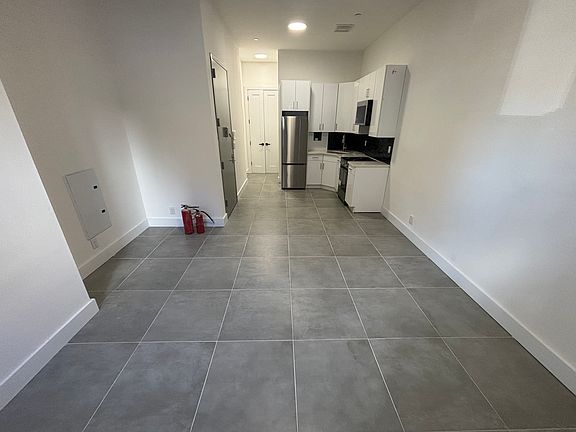 2nd image of 902 Rogers Ave #1FRT