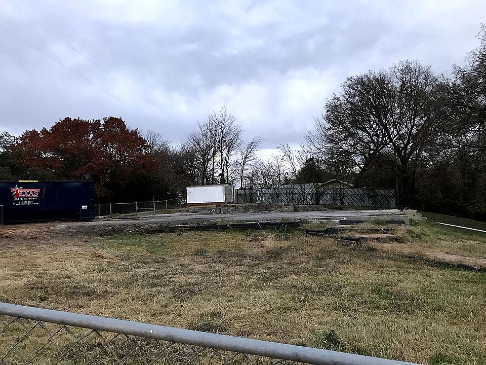 1st image of 104 Private Road 1299