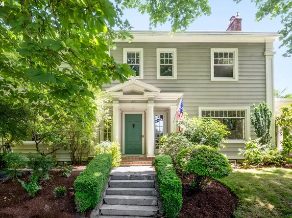 30 SE Cesar E Chavez Blvd, Portland, OR 97214