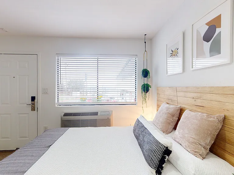 Sohana Apartments — Photo 11