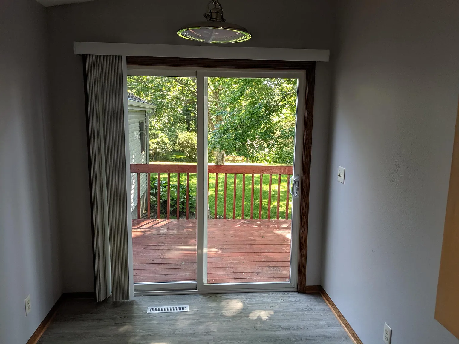 326 N Franklin Ave — Photo 4