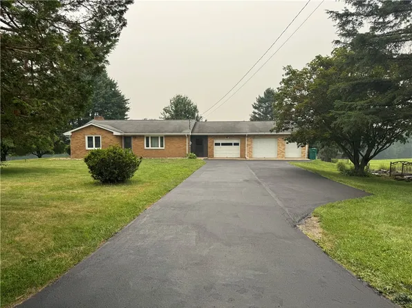 359 McKlveen Rd, New Alexandria, PA 15670