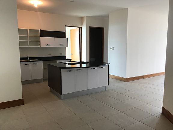 kitchen/3rd room & bath