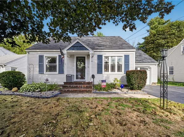106 Edden Ln, North Syracuse, NY 13212