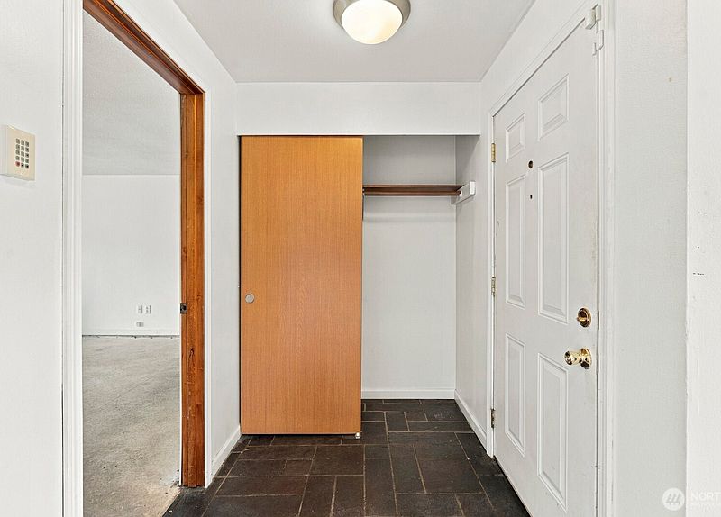 5th image of 14208 Golden Given Rd E