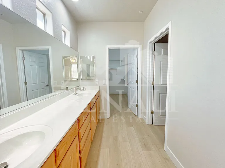 11500 E Cochise Dr #1007 — Photo 9