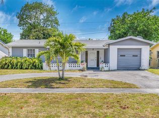 5926 NW 15th Ct, Sunrise, FL 33313