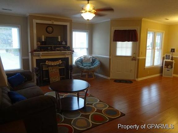 2nd image of 122 A W Victoria Ct