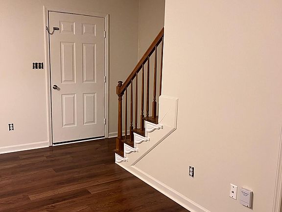 4th image of 203 Nave Pl #203