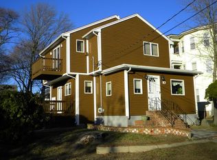 10 Circle St, Brockton, MA 02302