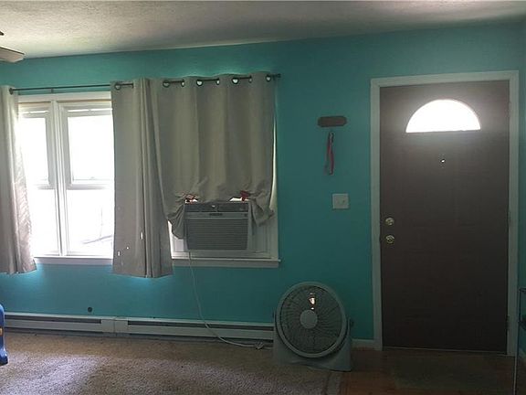 5th image of 609 Wood Dr