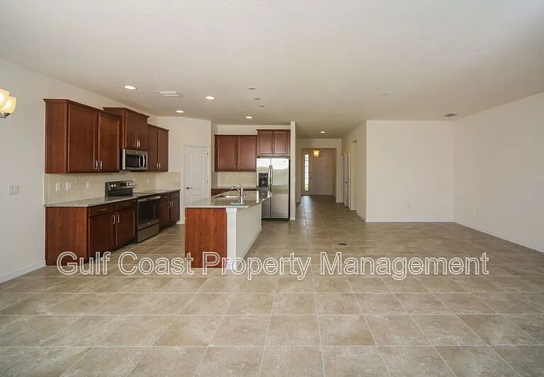 2903 Esmeralda Dr — Photo 10