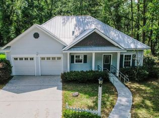 7246 Cardinal Trl, Fanning Springs, FL 32693