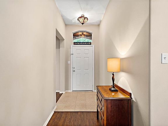 4th image of 32511 Debbie Ln