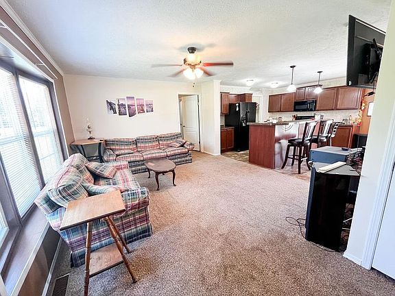 2nd image of 30218 Broadway Ave
