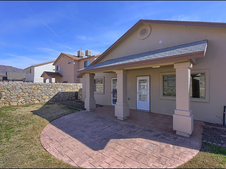 7077 Luz De Sol Dr — Photo 41