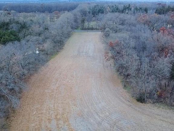 4th image of W4961 CEMETERY ROAD