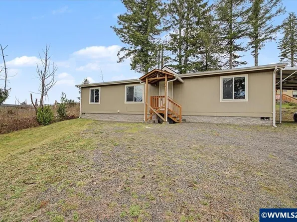 15 N Hillside Dr, Otis, OR 97368