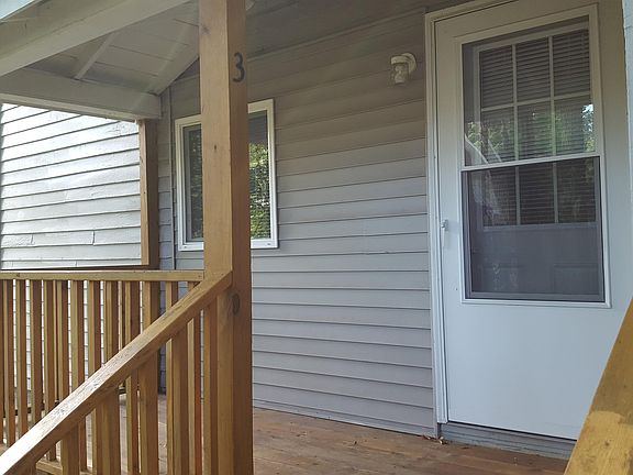 2nd image of 209 Ives Ave APT 3